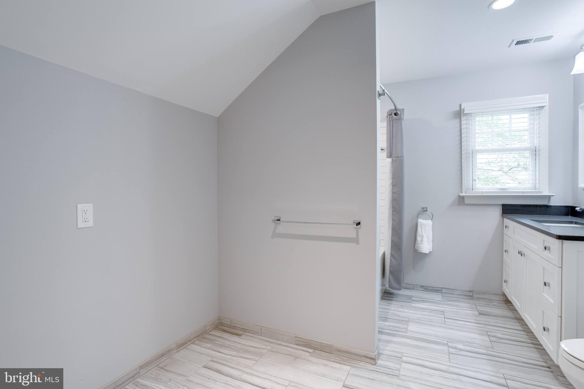 SHIRLEY WOODS - Residential