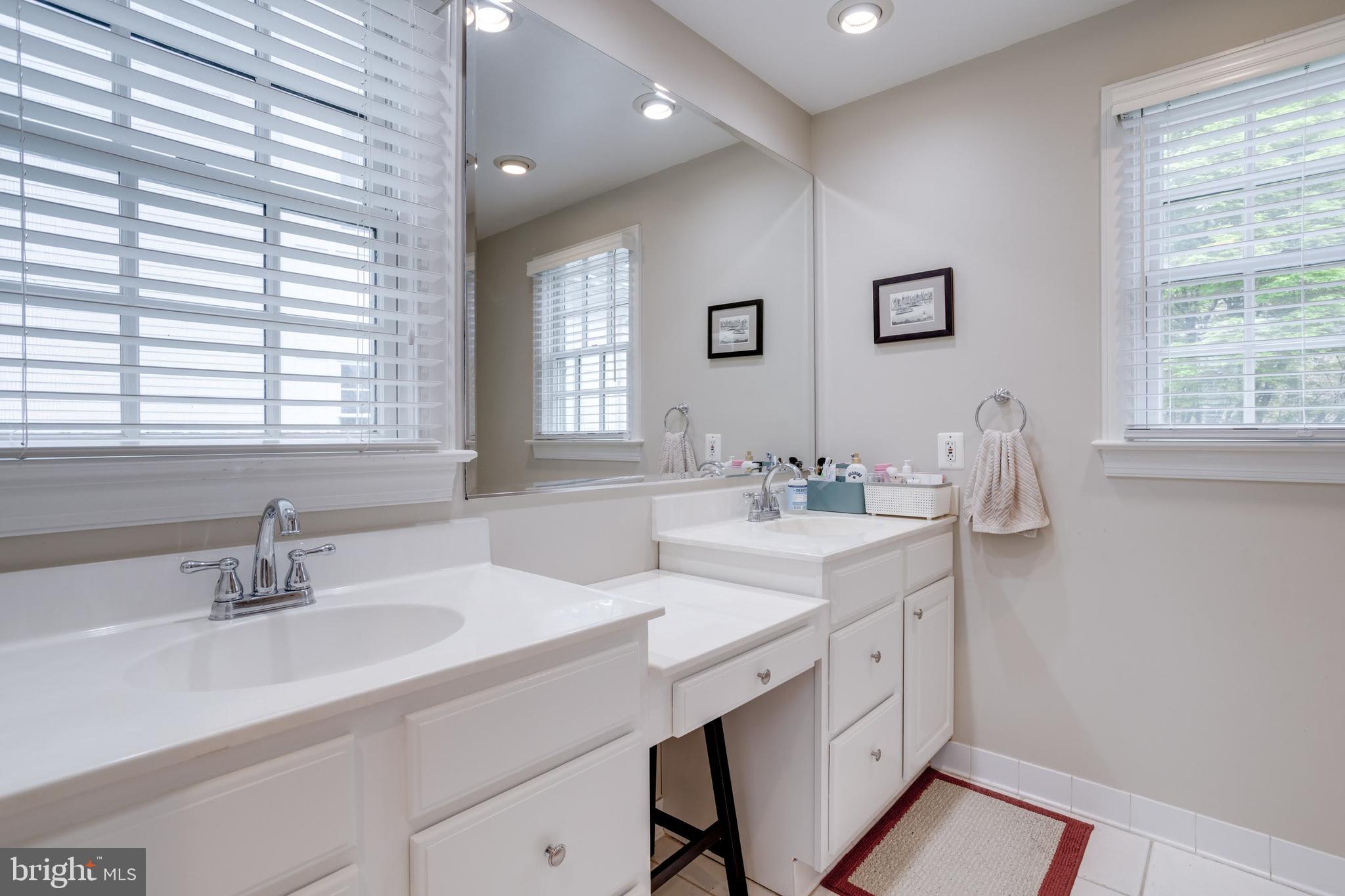 SHIRLEY WOODS - Residential