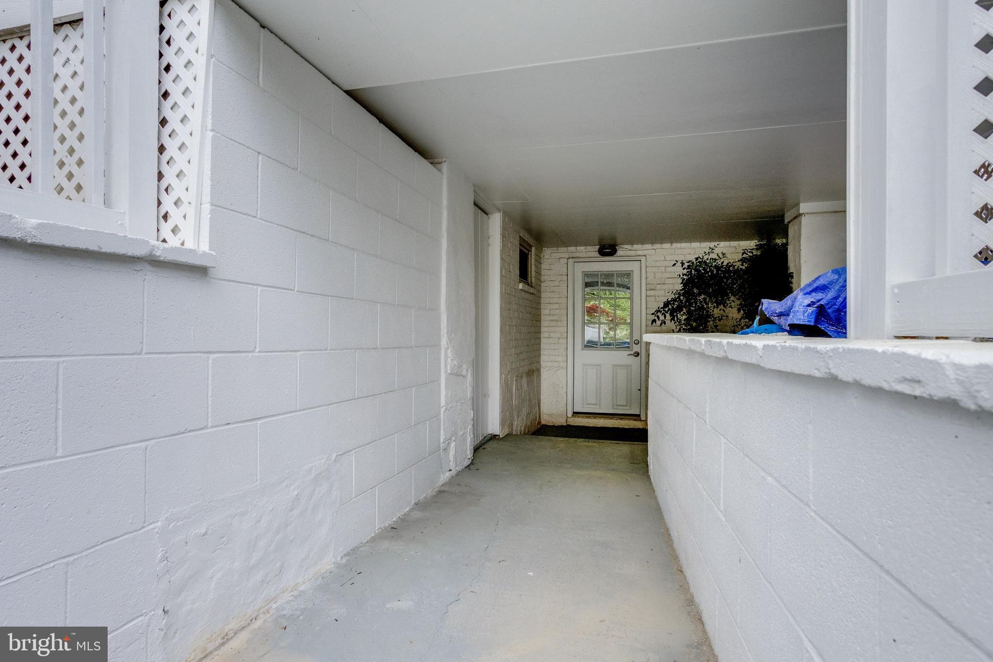 SHIRLEY WOODS - Residential