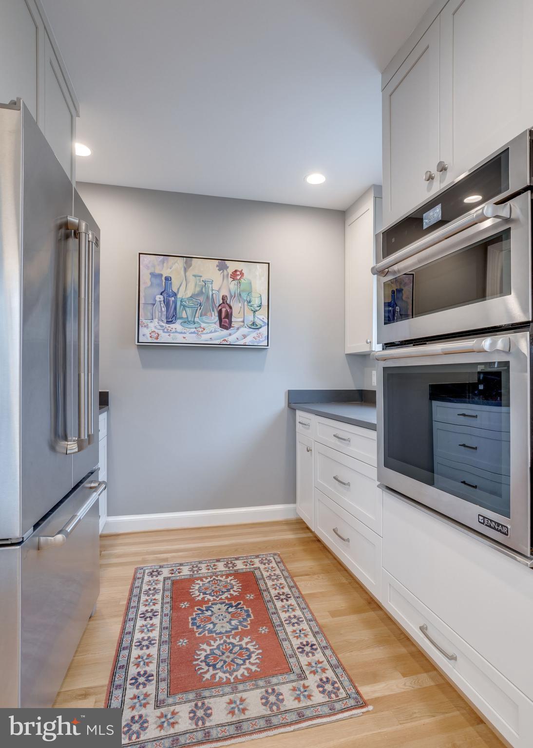 SHIRLEY WOODS - Residential