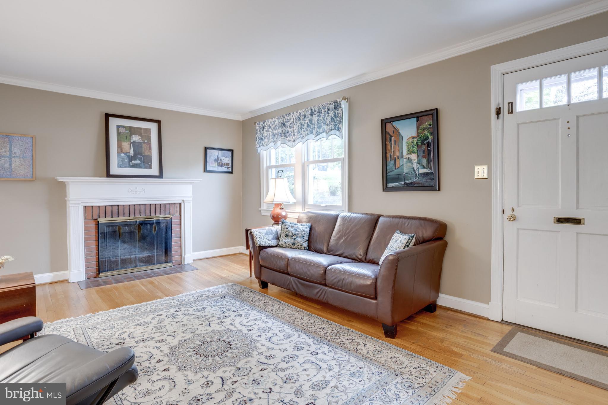 SHIRLEY WOODS - Residential