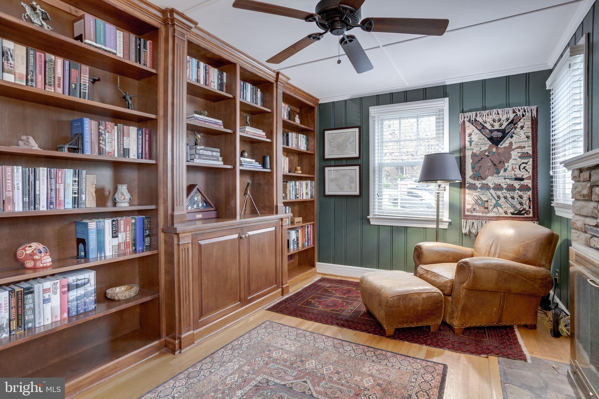 SHIRLEY WOODS - Residential