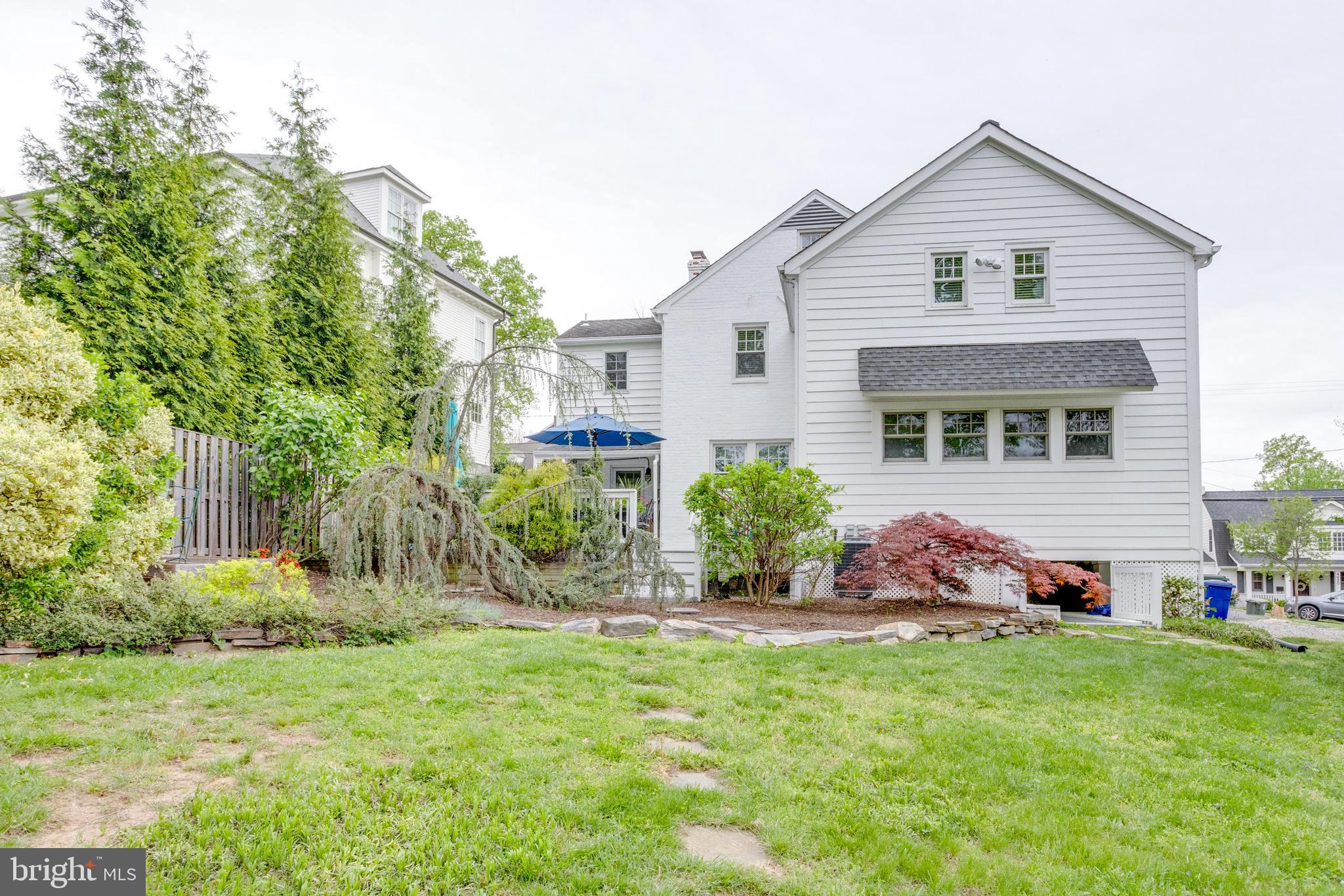 SHIRLEY WOODS - Residential