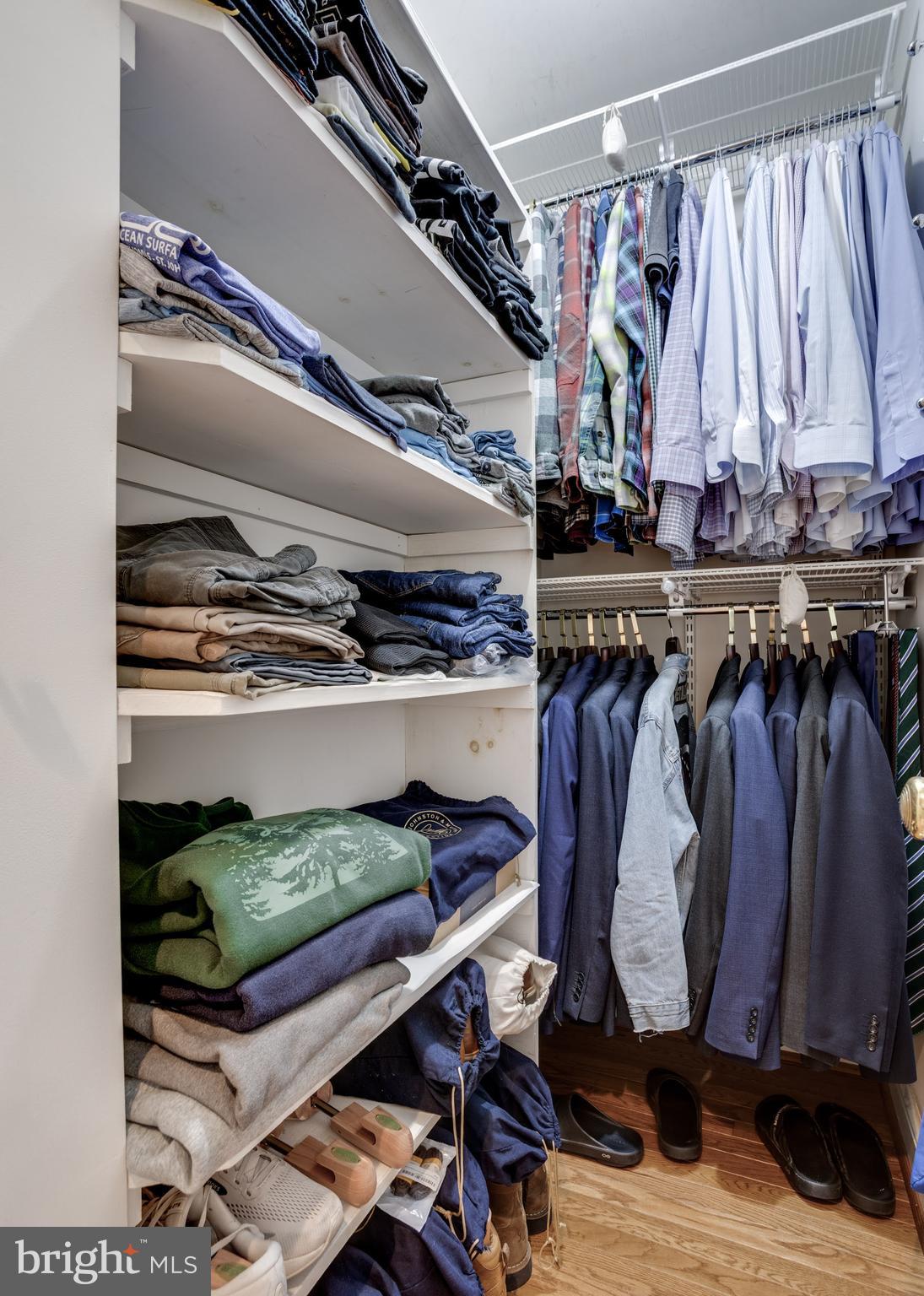 SHIRLEY WOODS - Residential