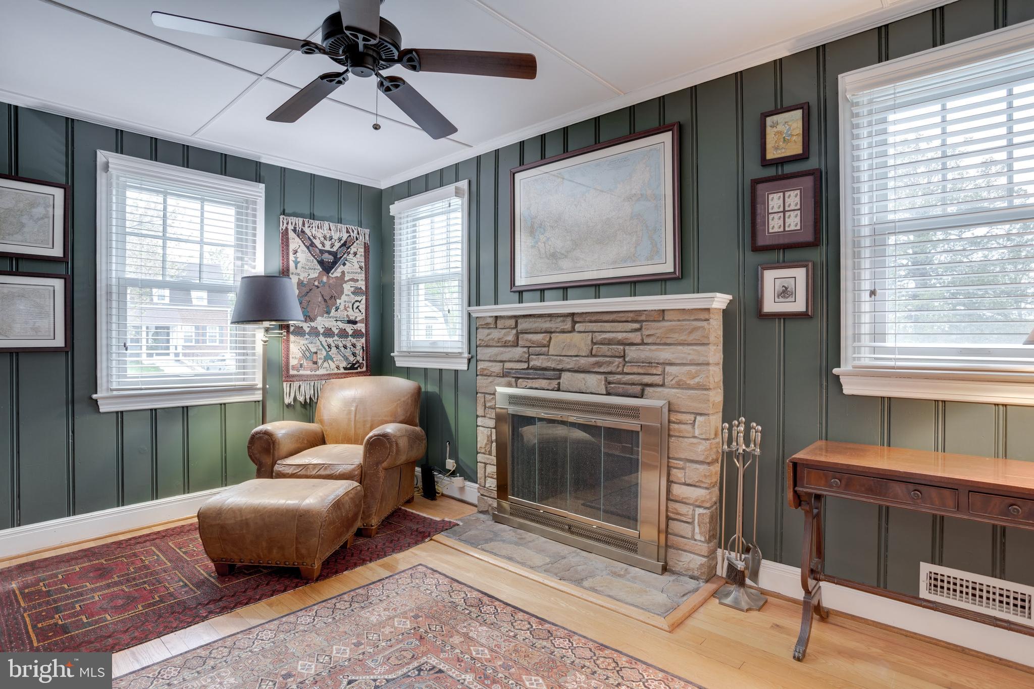 SHIRLEY WOODS - Residential