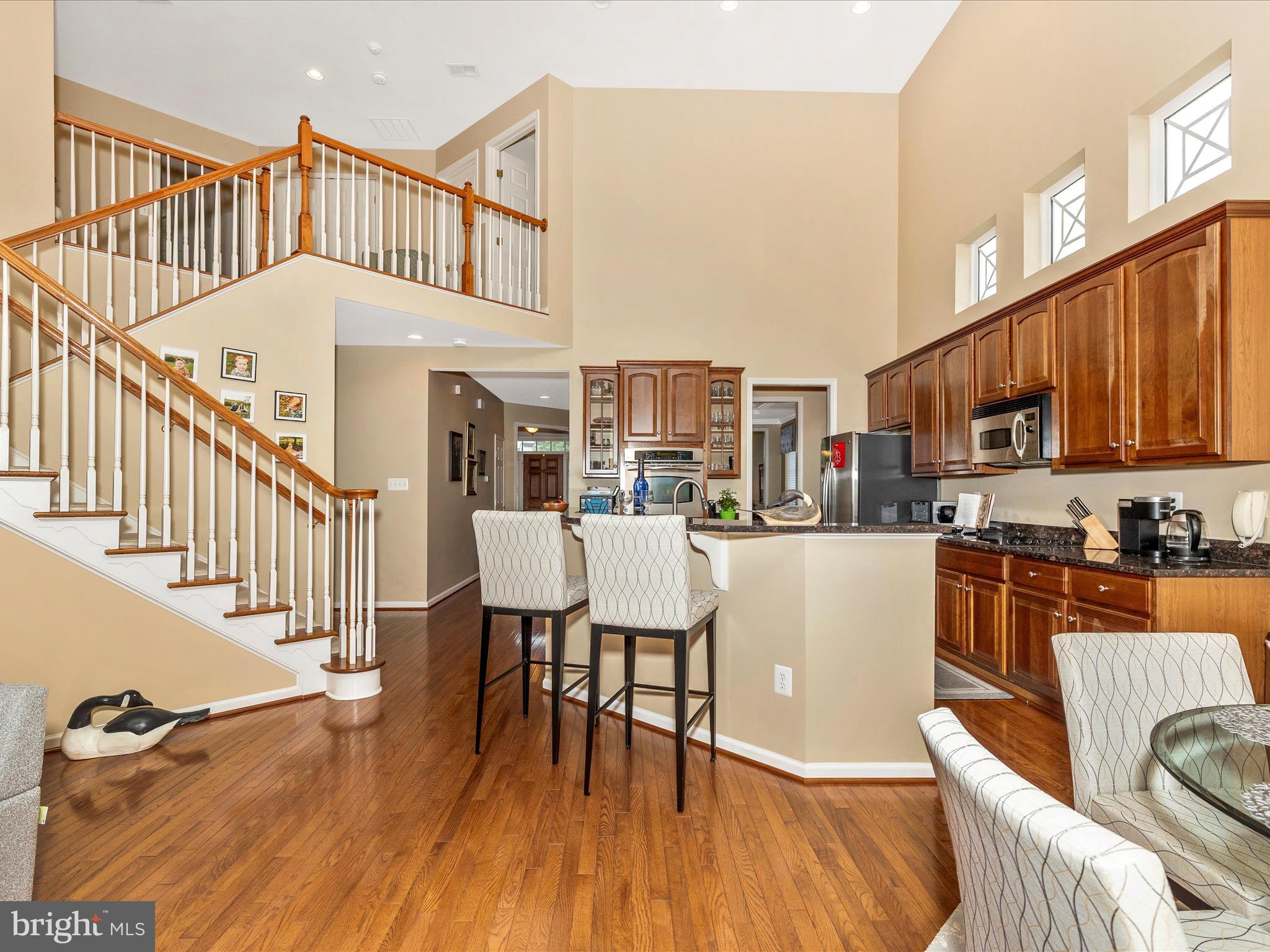 10600 EDWARDIAN LANE