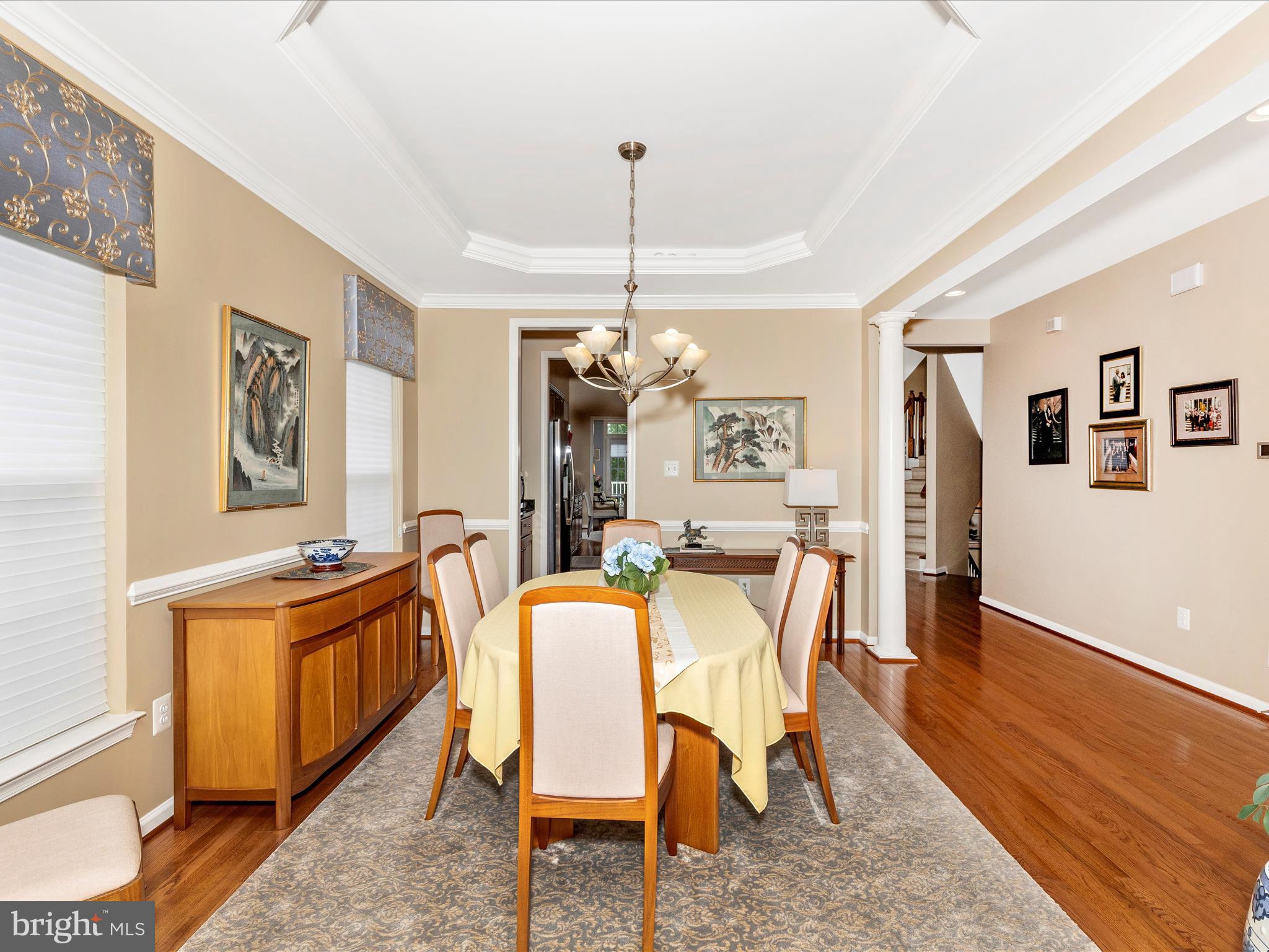 10600 EDWARDIAN LANE