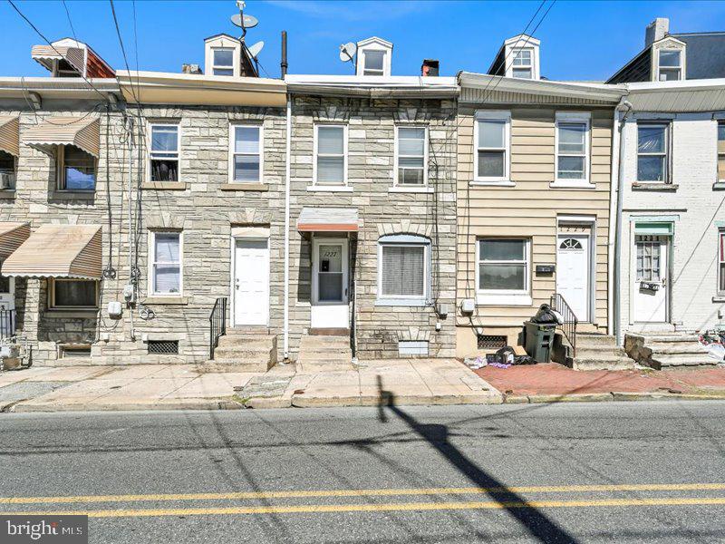 MOUNT PENN HEIGHTS - Residential