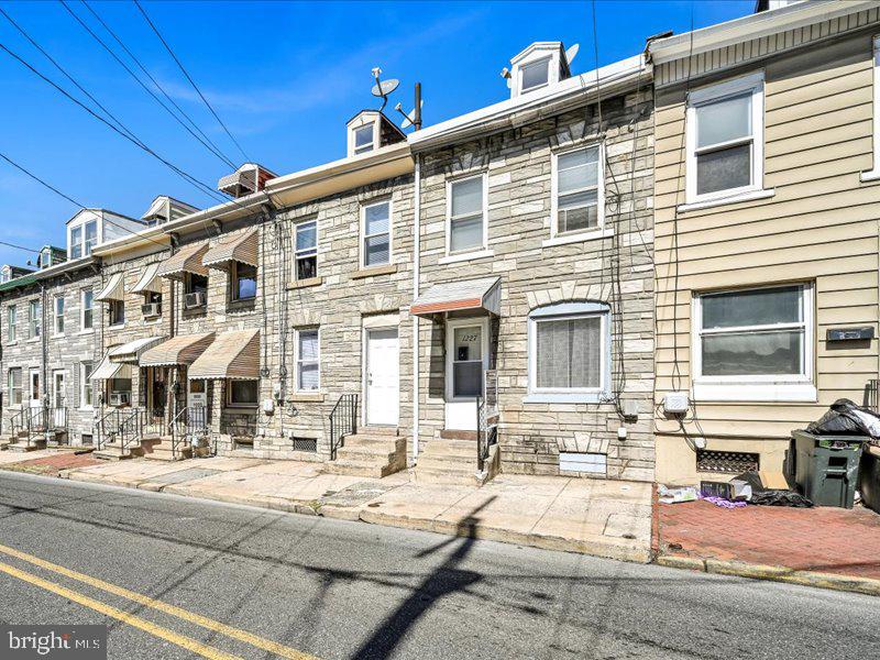 MOUNT PENN HEIGHTS - Residential