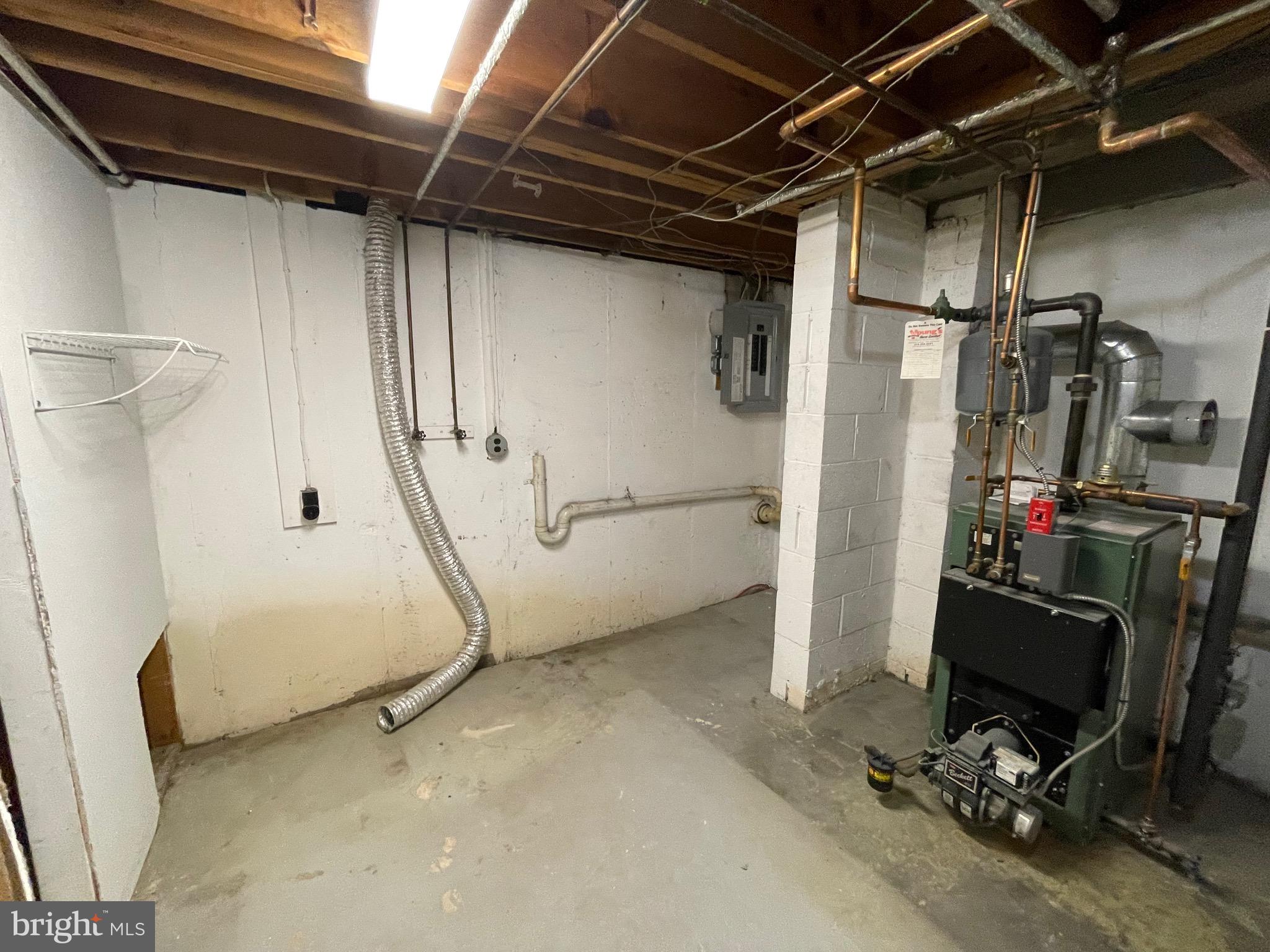 WALNUT RIDGE ESTS - Residential