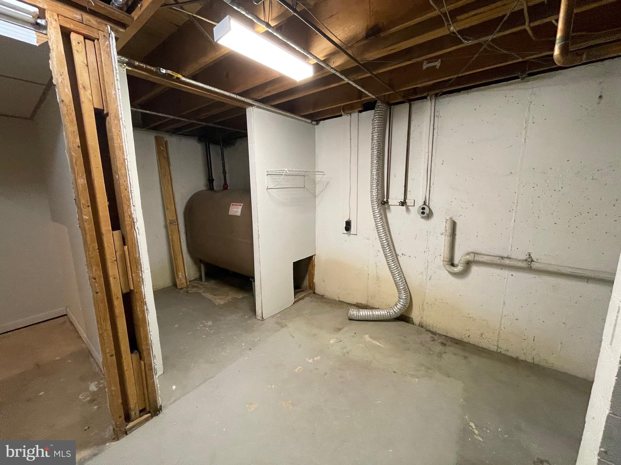 WALNUT RIDGE ESTS - Residential