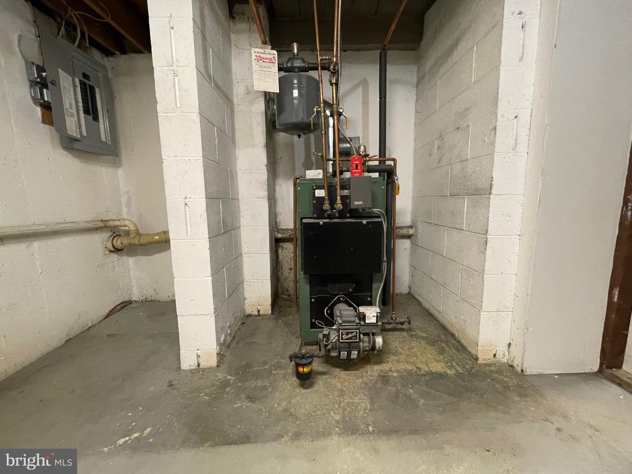 WALNUT RIDGE ESTS - Residential