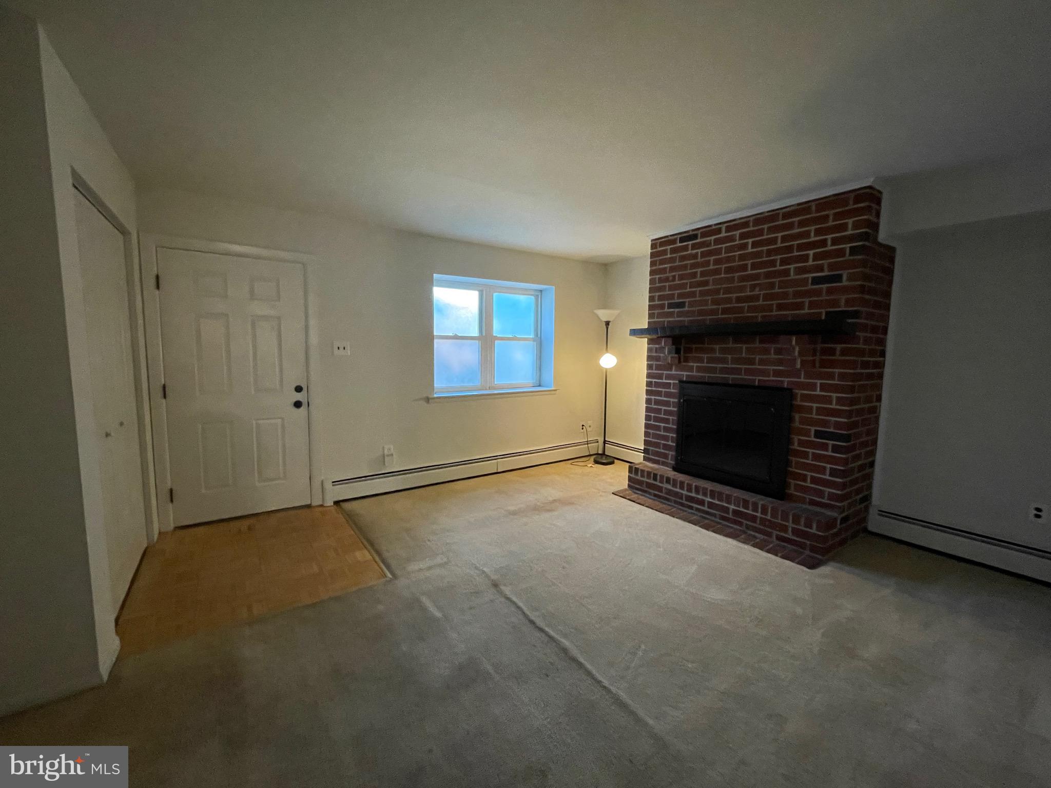 WALNUT RIDGE ESTS - Residential