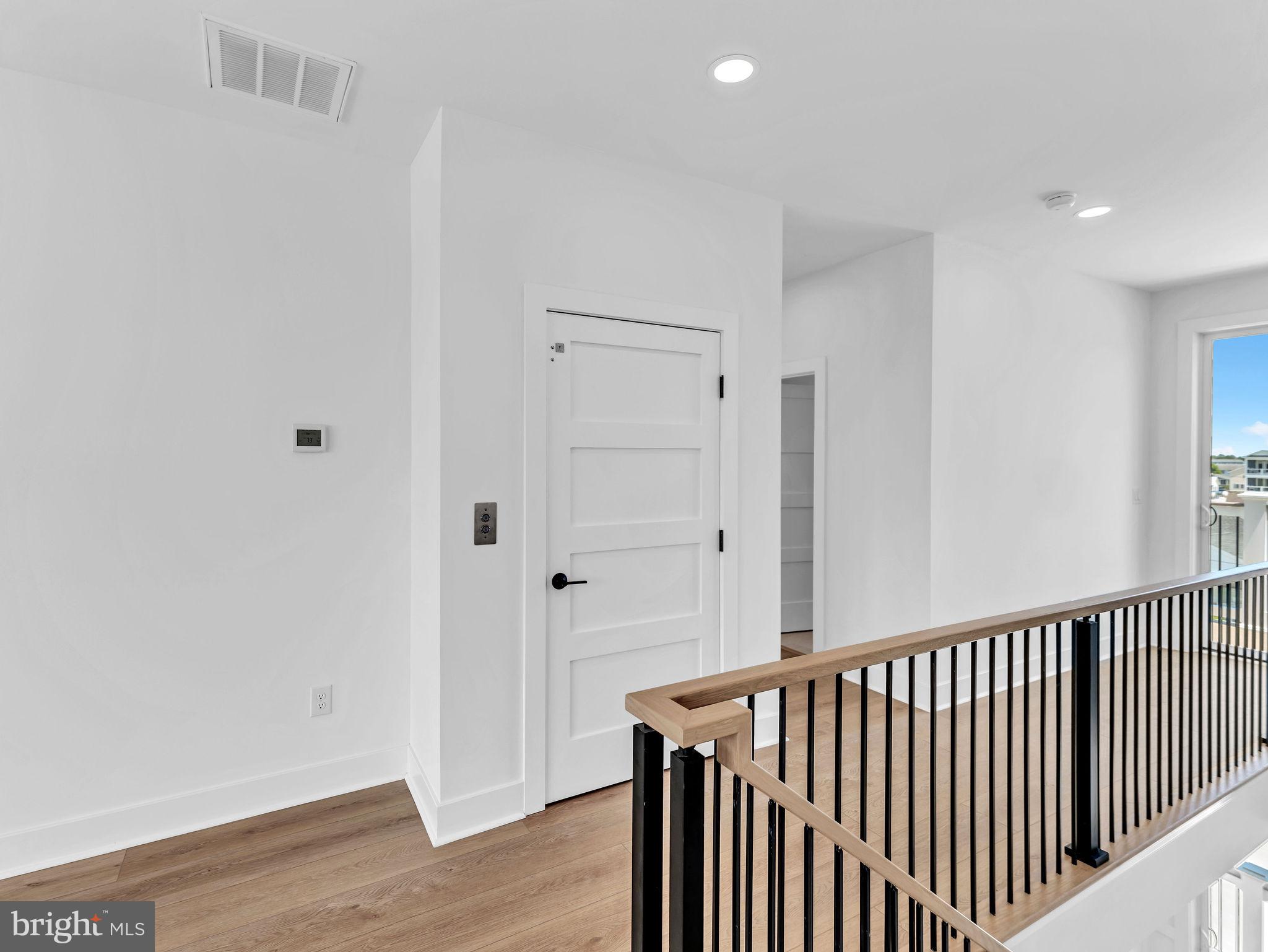 KEEN-WIK - Residential