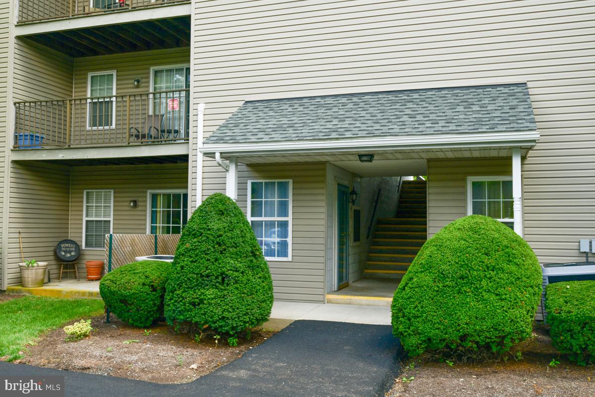 SEVEN OAKS - Residential