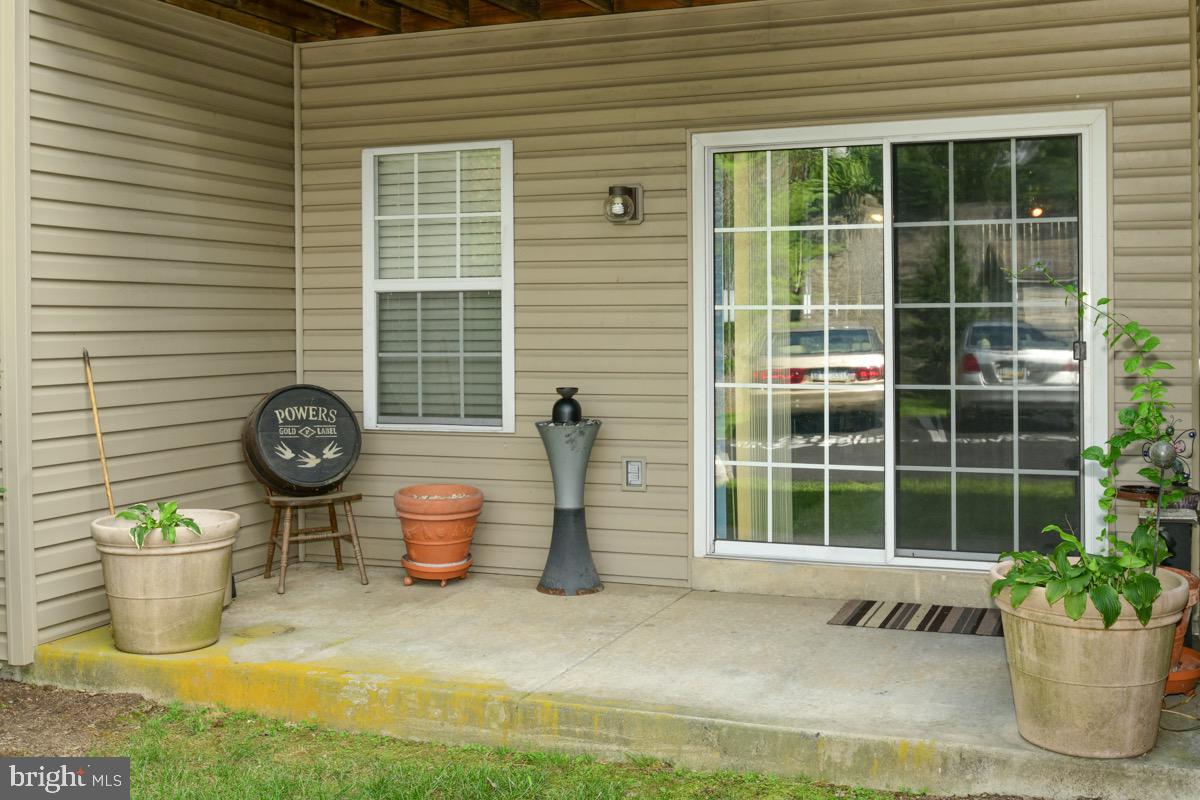 SEVEN OAKS - Residential