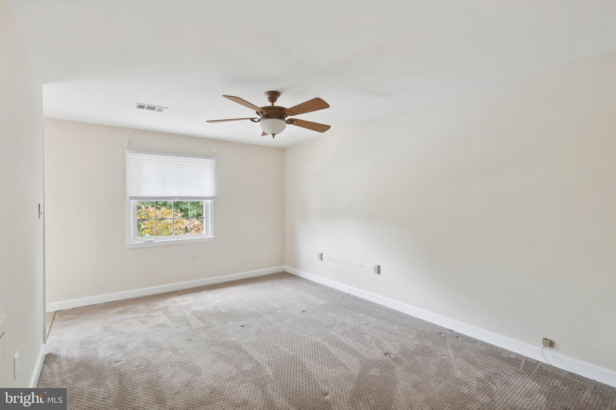 RIVERVIEW OVERLOOK - Residential