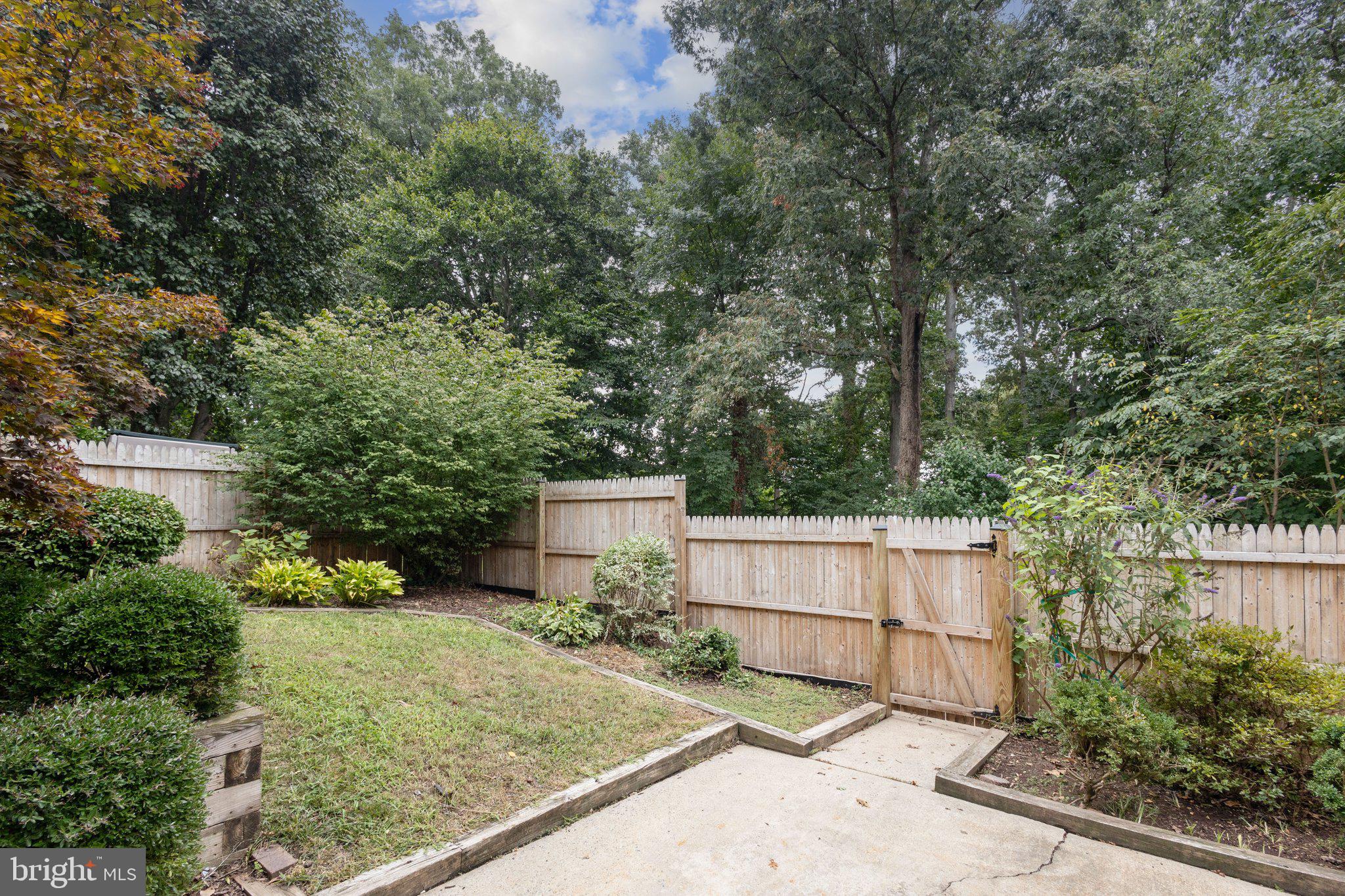 RIVERVIEW OVERLOOK - Residential