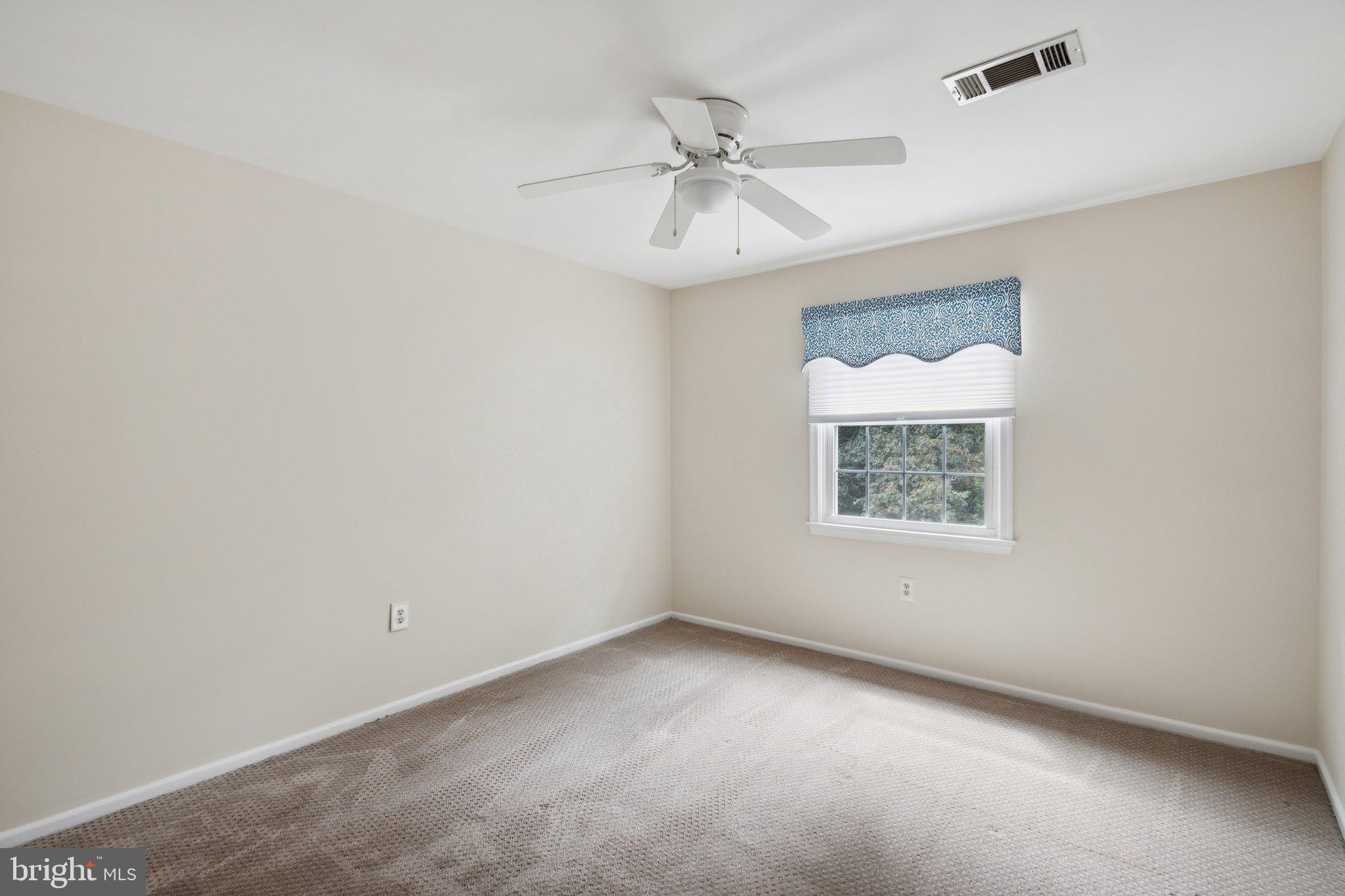 RIVERVIEW OVERLOOK - Residential