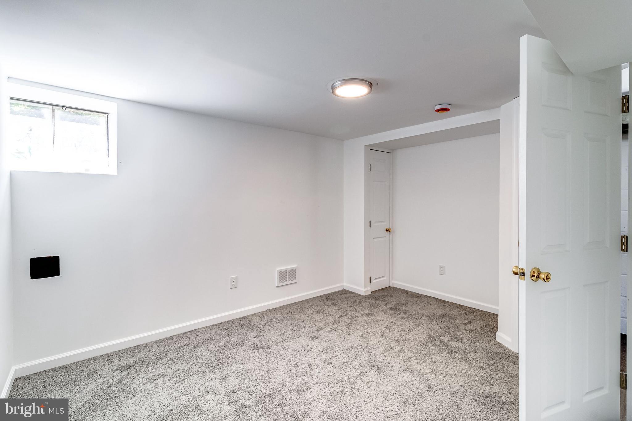 MIDDLESEX - Residential