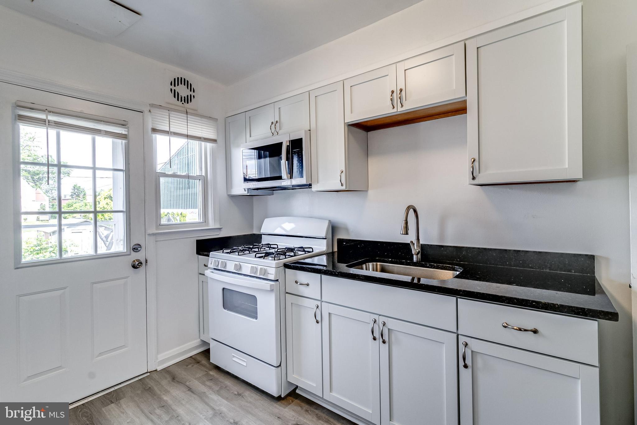 MIDDLESEX - Residential