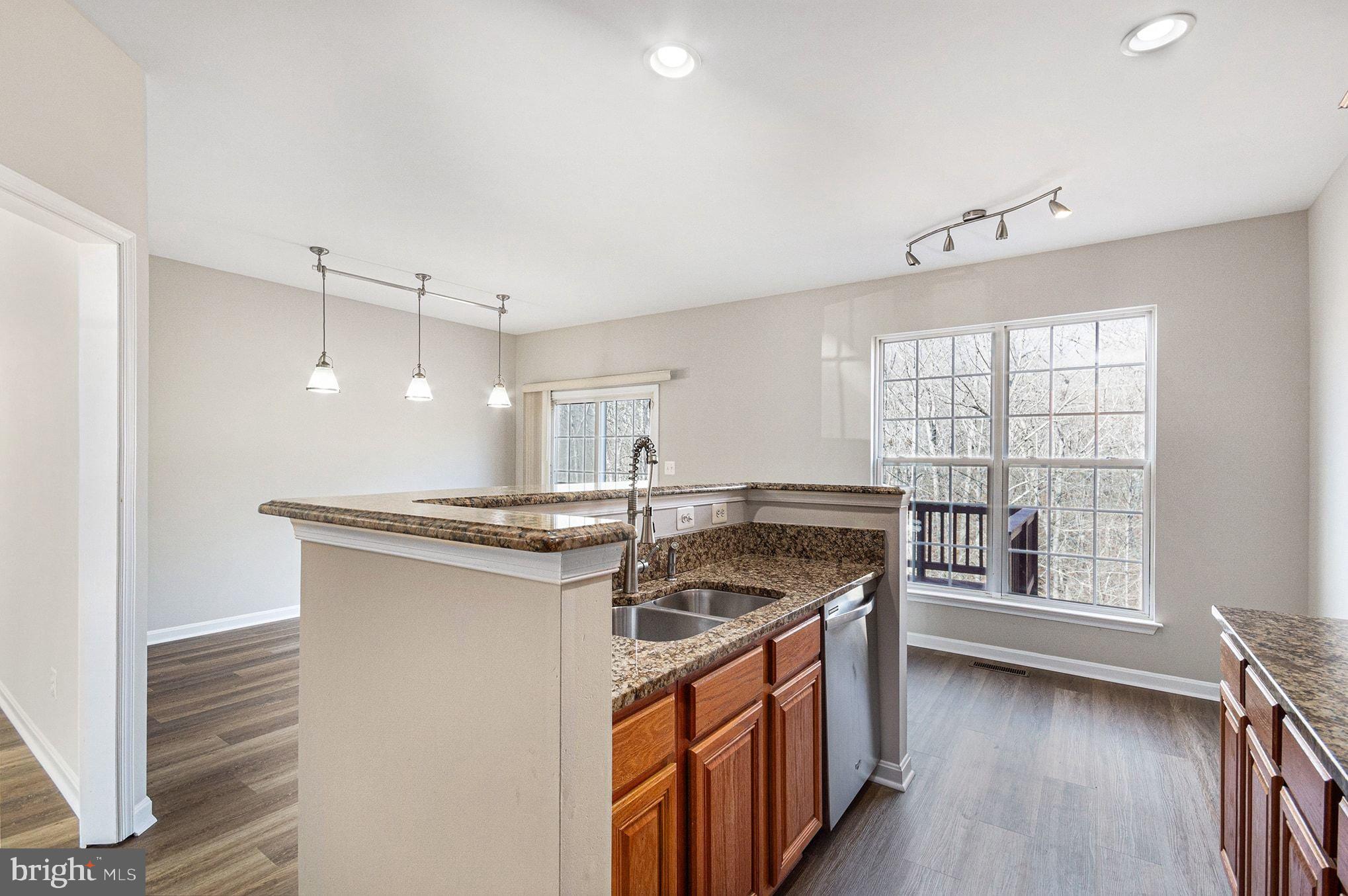 FOREST PARK - Residential