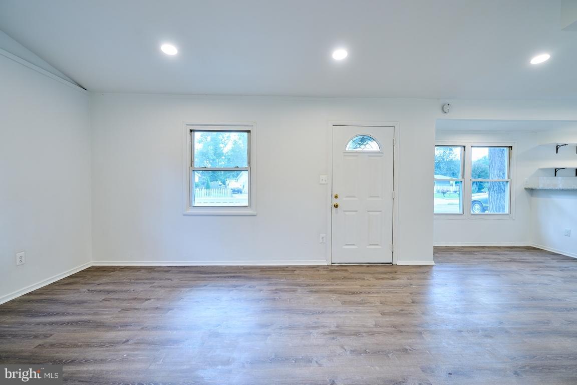 BELMONT - Residential