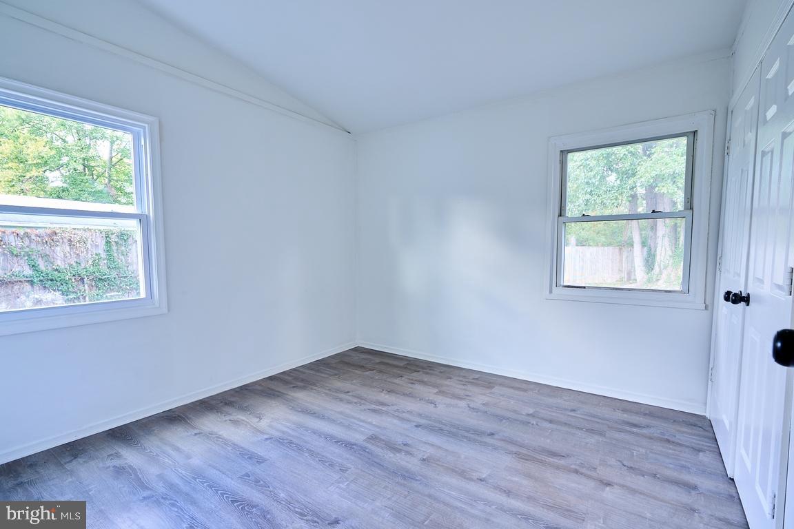 BELMONT - Residential