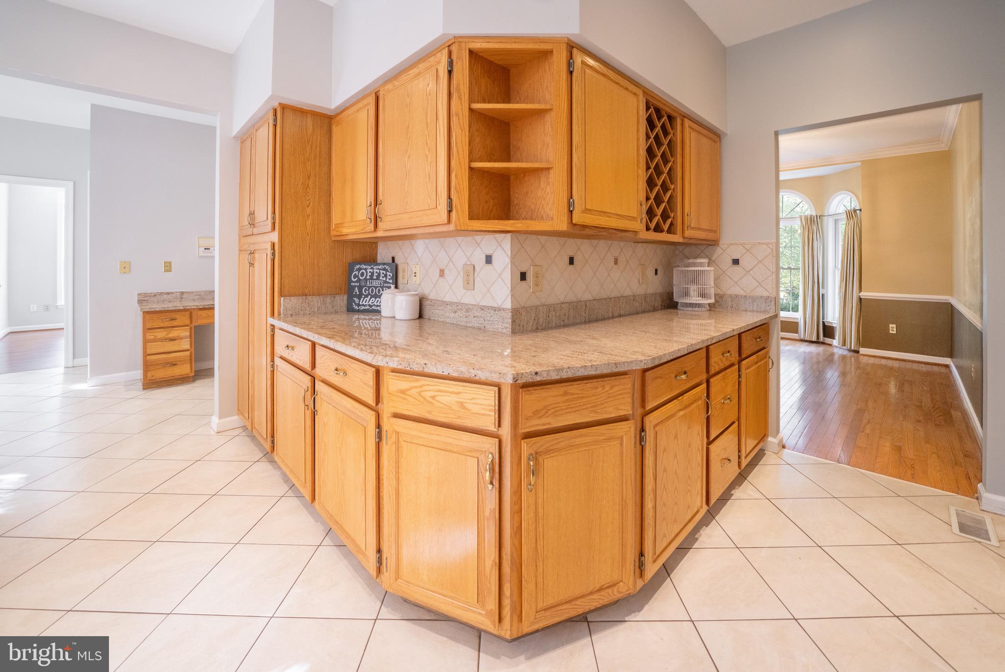 LITTLE ROCKY RUN - Residential Lease