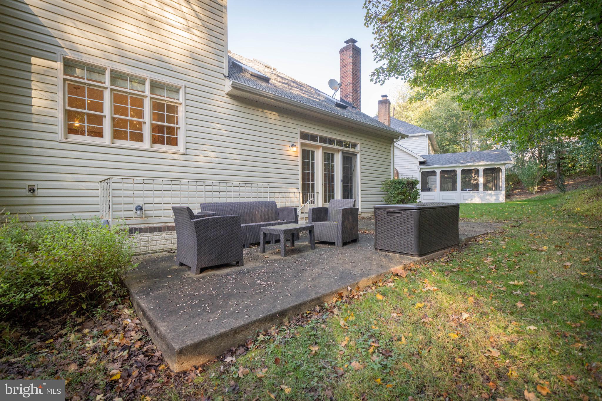 LITTLE ROCKY RUN - Residential Lease