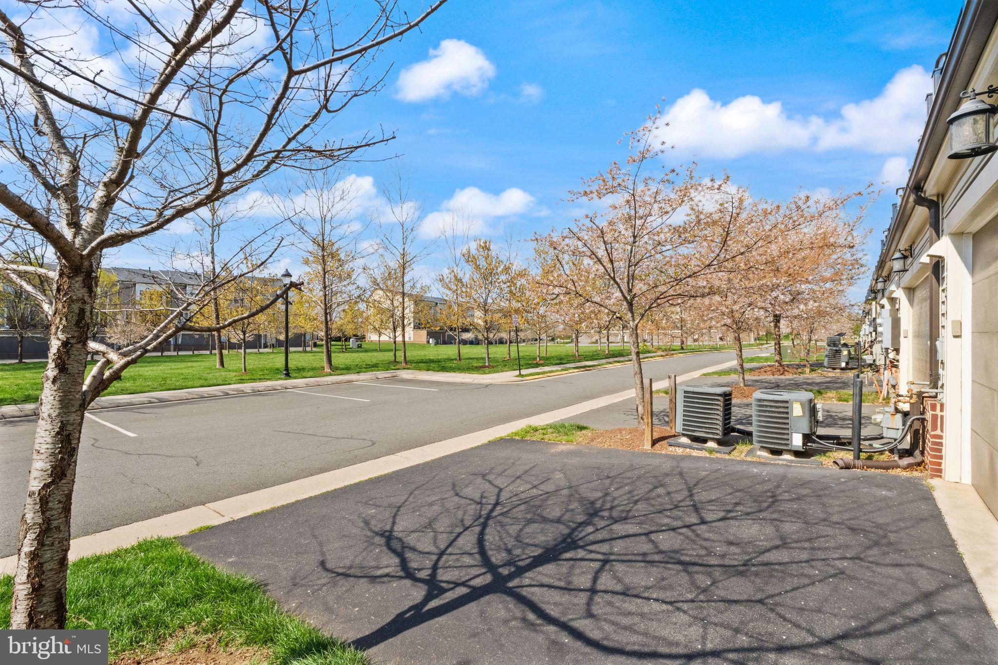 BRAMBLETON - Residential