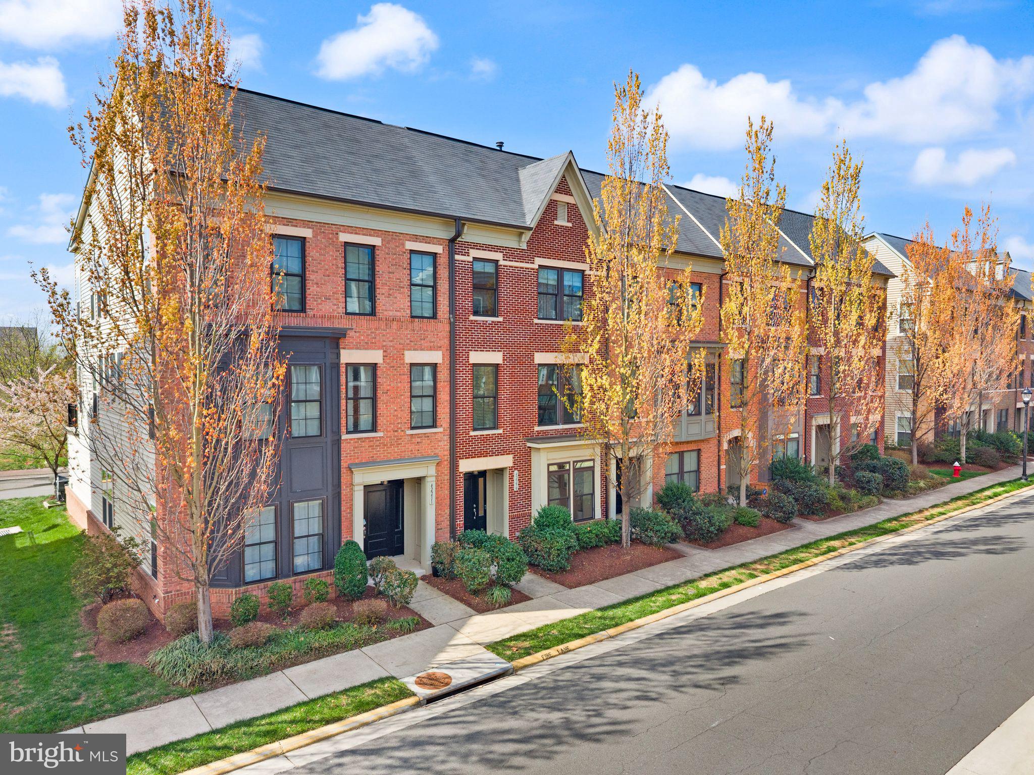 BRAMBLETON - Residential