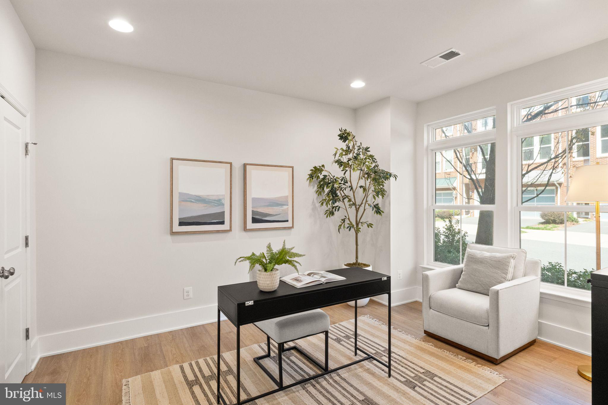 BRAMBLETON - Residential