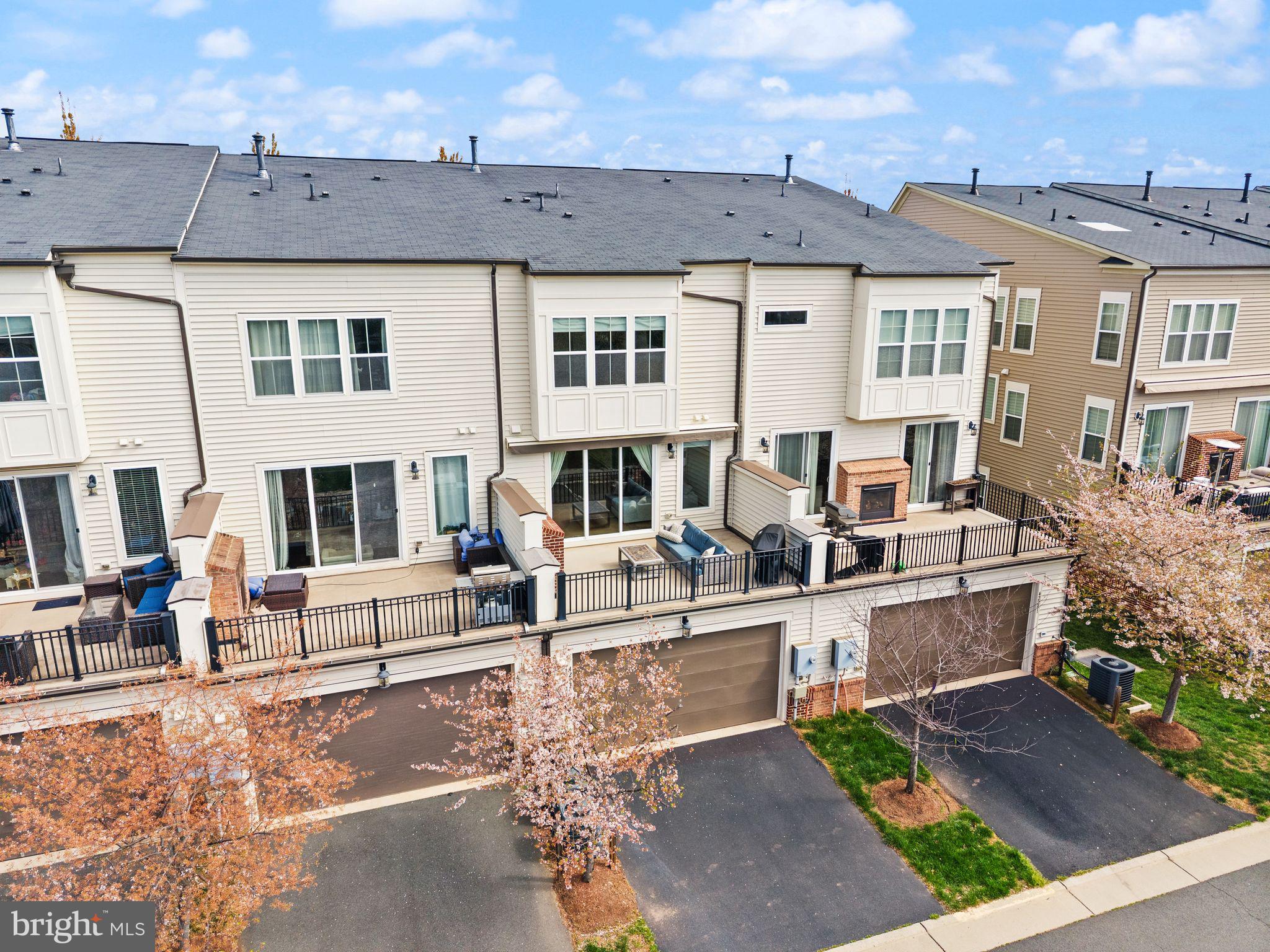 BRAMBLETON - Residential