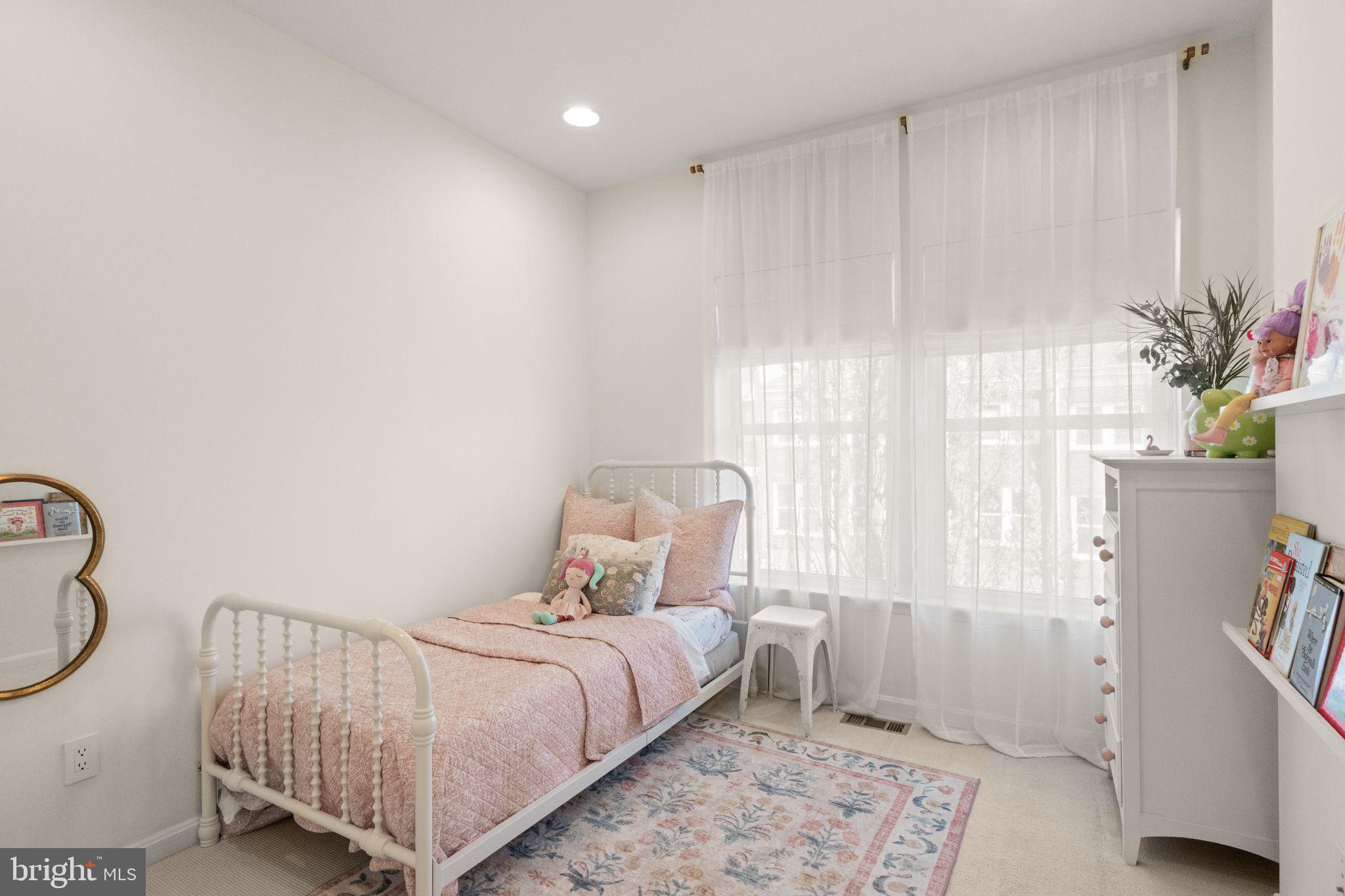 BRAMBLETON - Residential