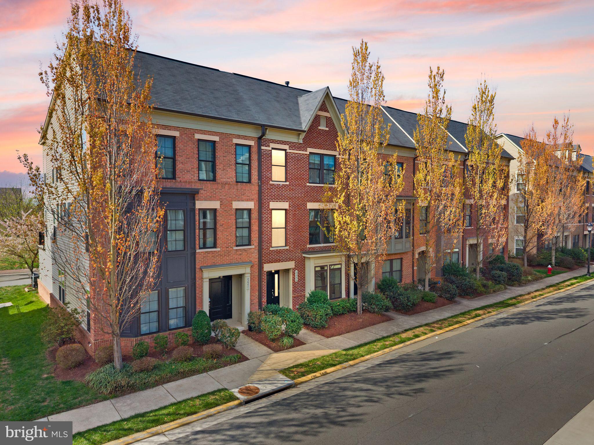 BRAMBLETON - Residential