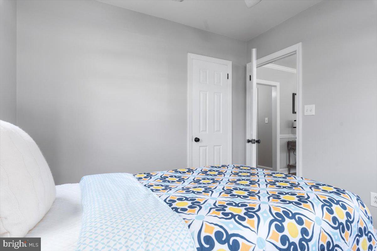 CENTREVILLE HEIGHTS - Residential