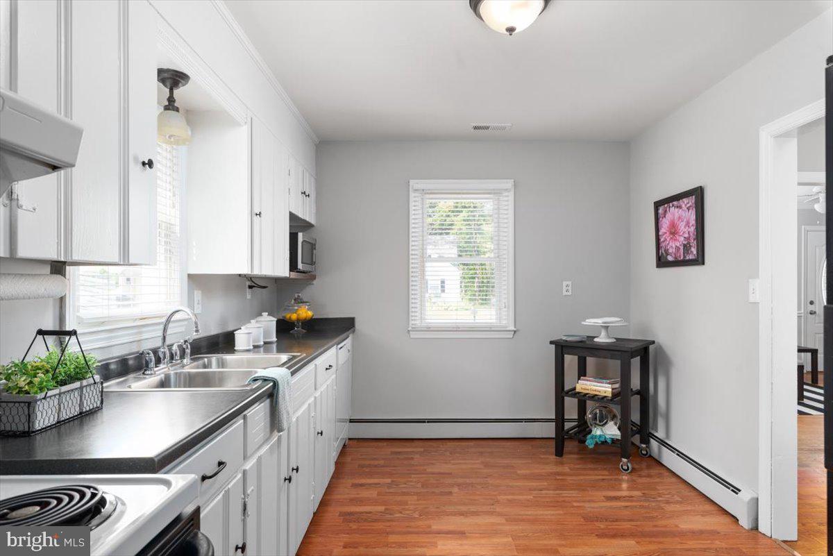 CENTREVILLE HEIGHTS - Residential