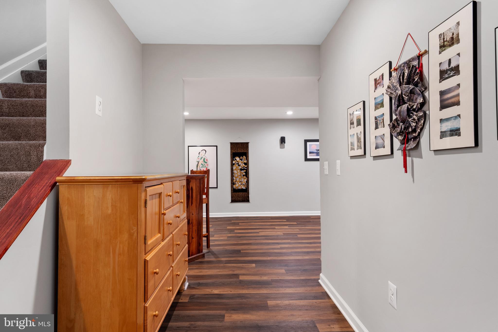 NORTH BROOK - Residential