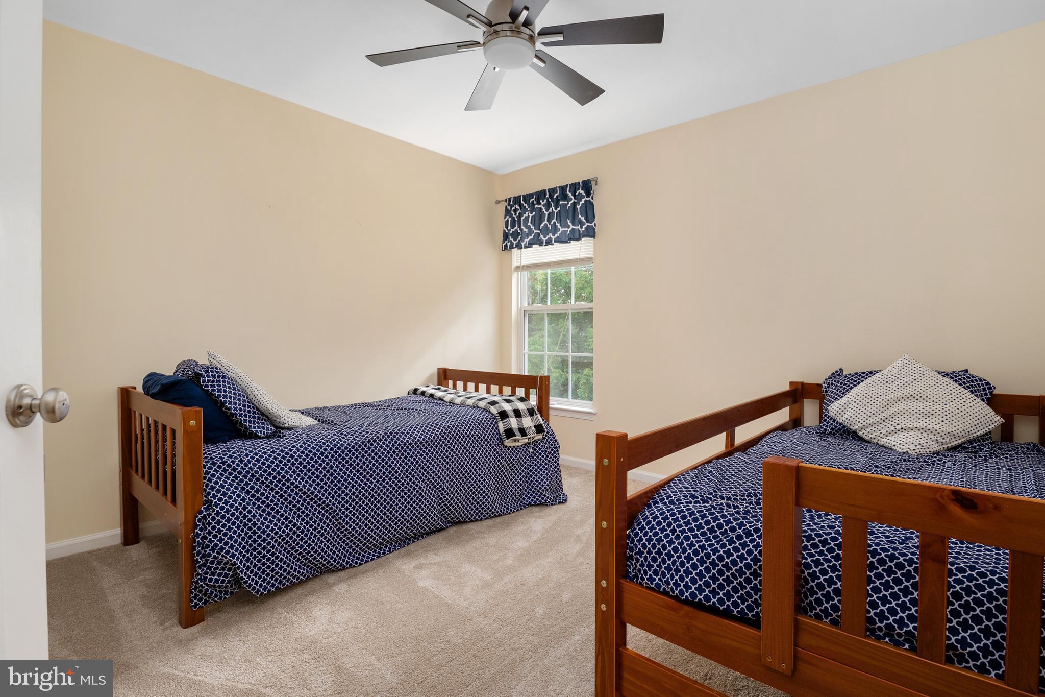 NORTH BROOK - Residential