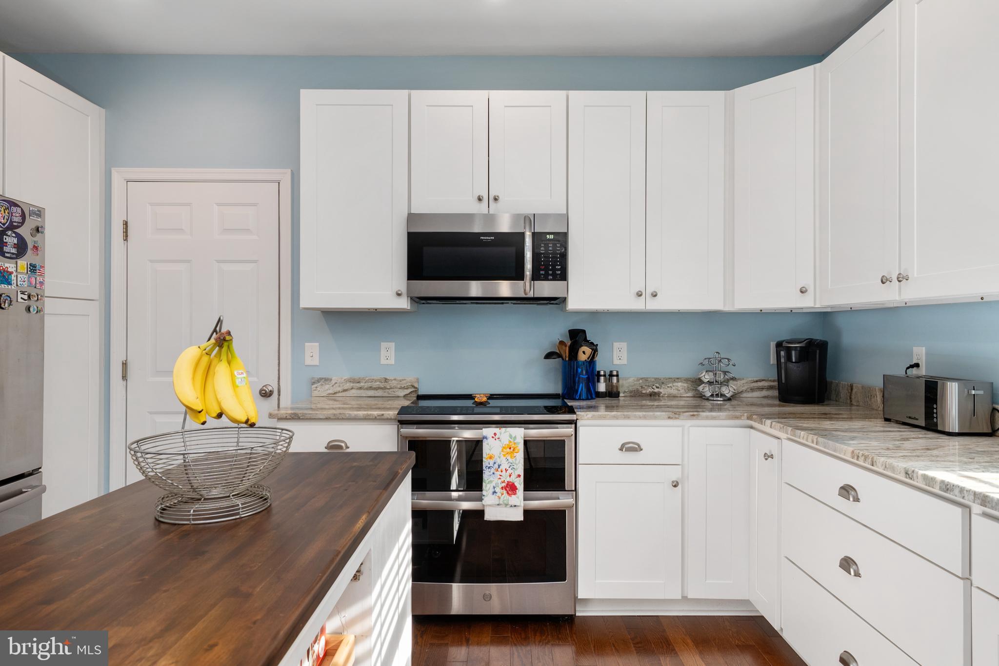 NORTH BROOK - Residential