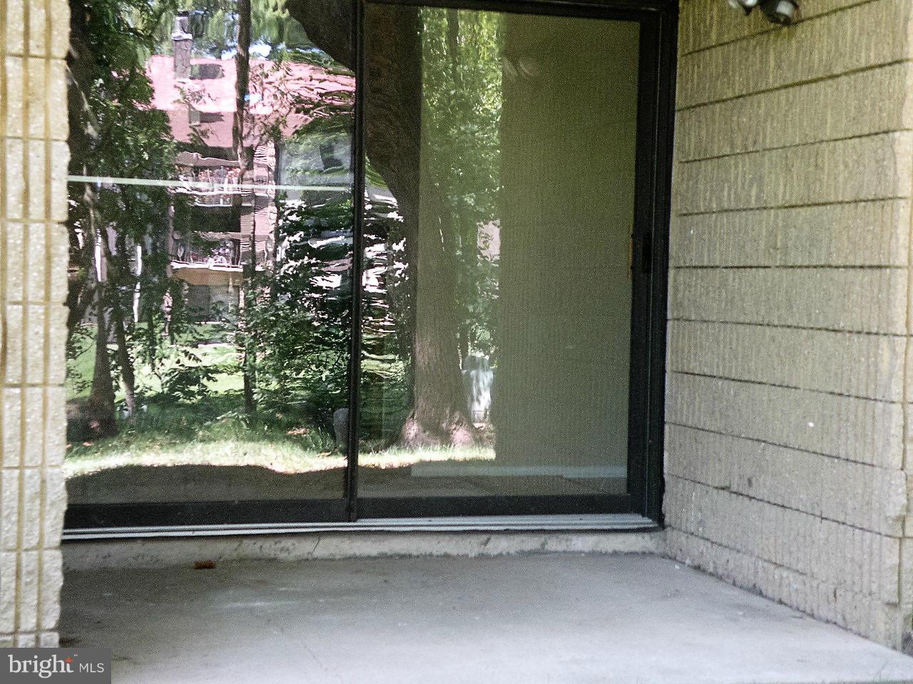 VILLAGE OF LONG REACH - Residential