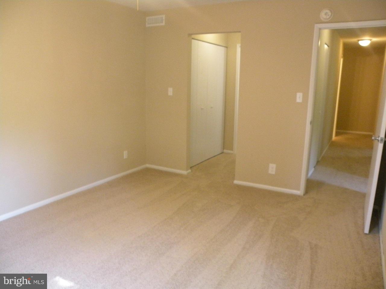 VILLAGE OF LONG REACH - Residential