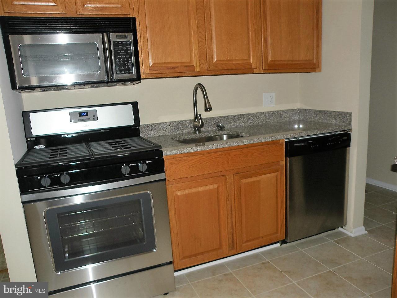 VILLAGE OF LONG REACH - Residential