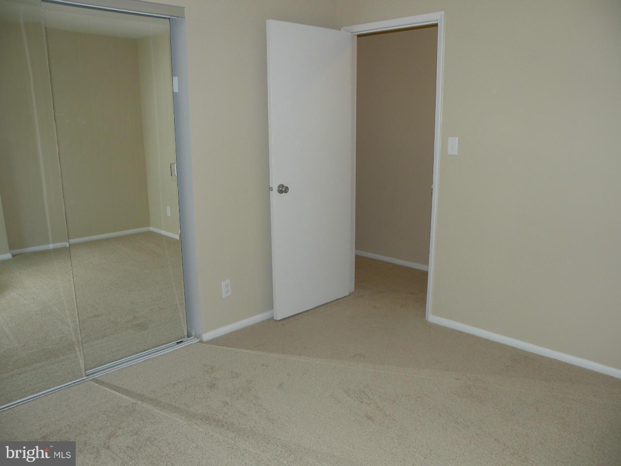 VILLAGE OF LONG REACH - Residential