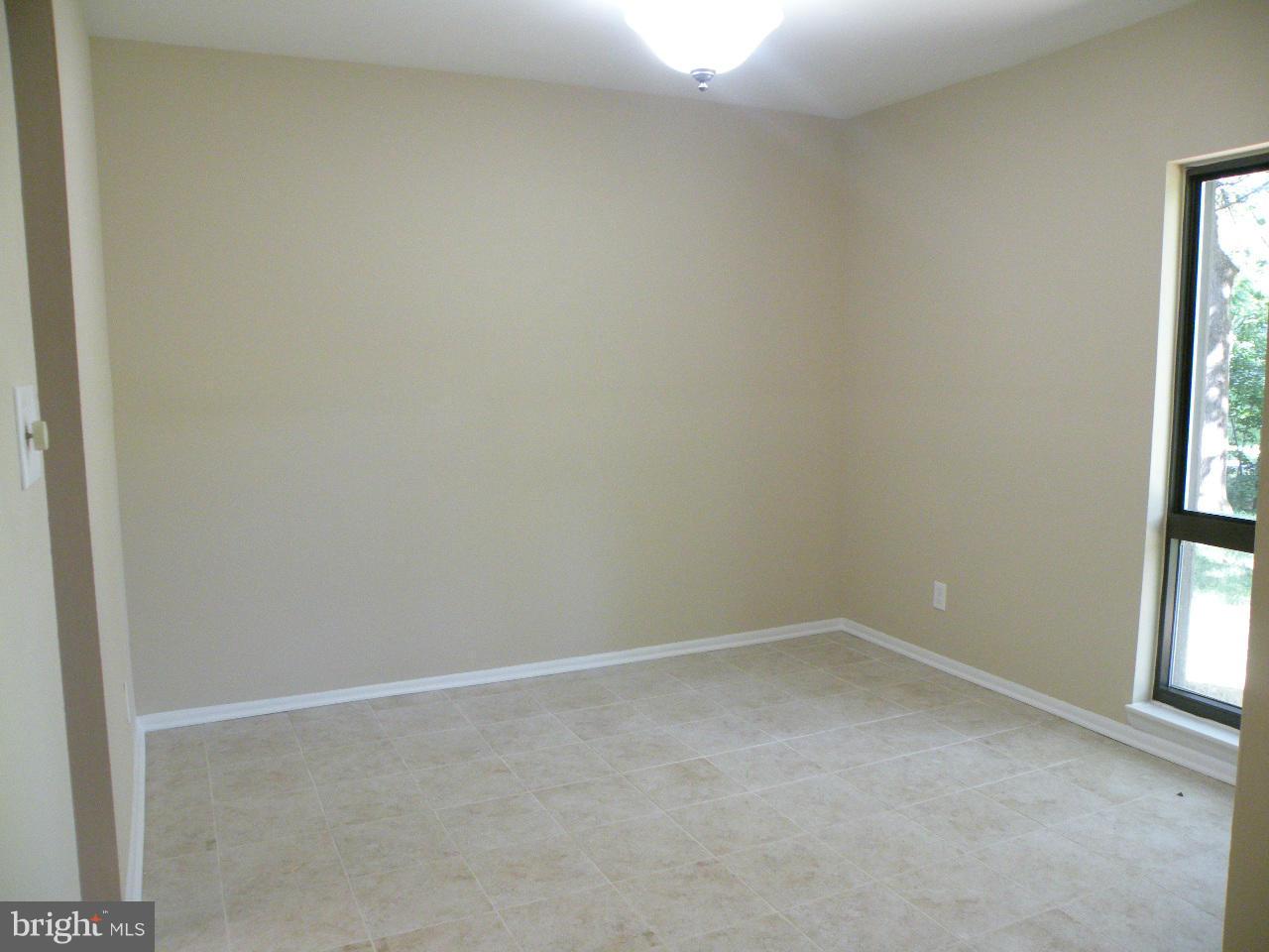 VILLAGE OF LONG REACH - Residential