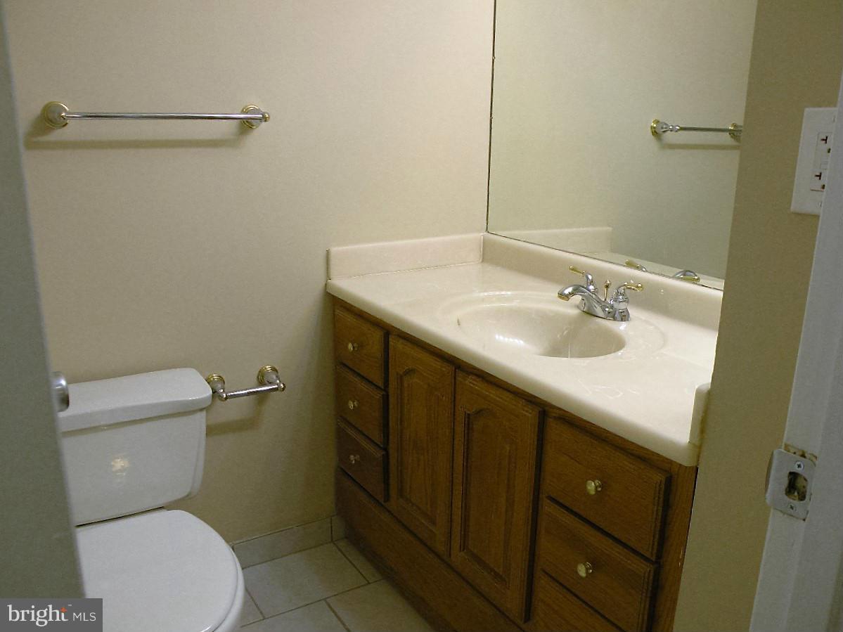 VILLAGE OF LONG REACH - Residential