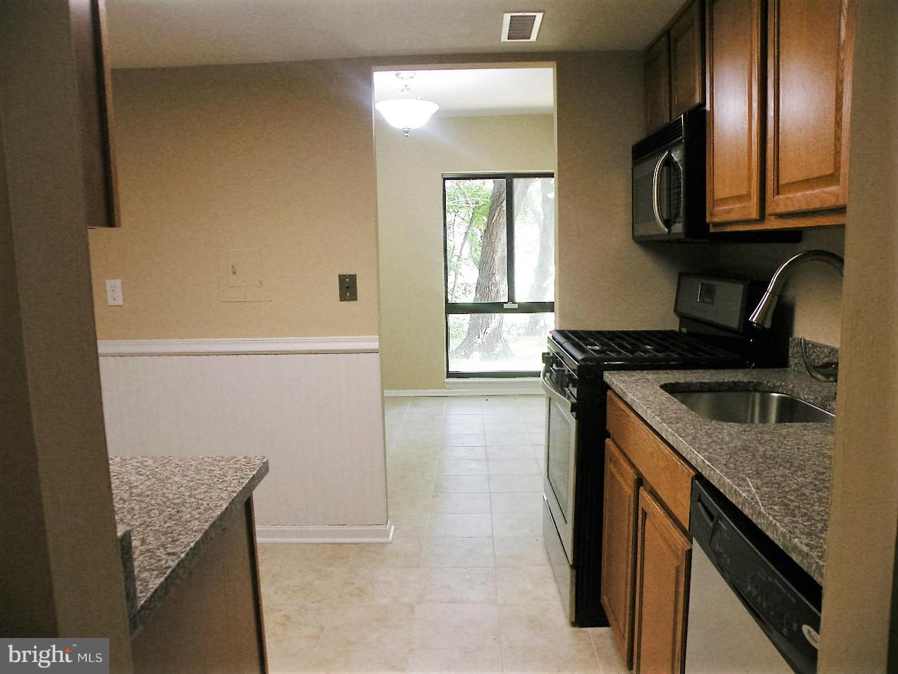 VILLAGE OF LONG REACH - Residential