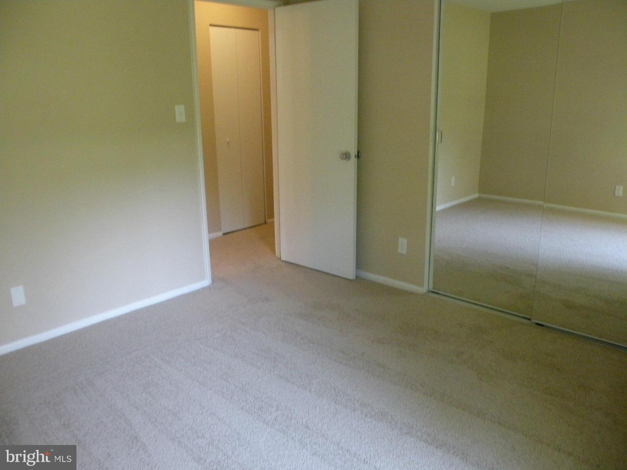 VILLAGE OF LONG REACH - Residential