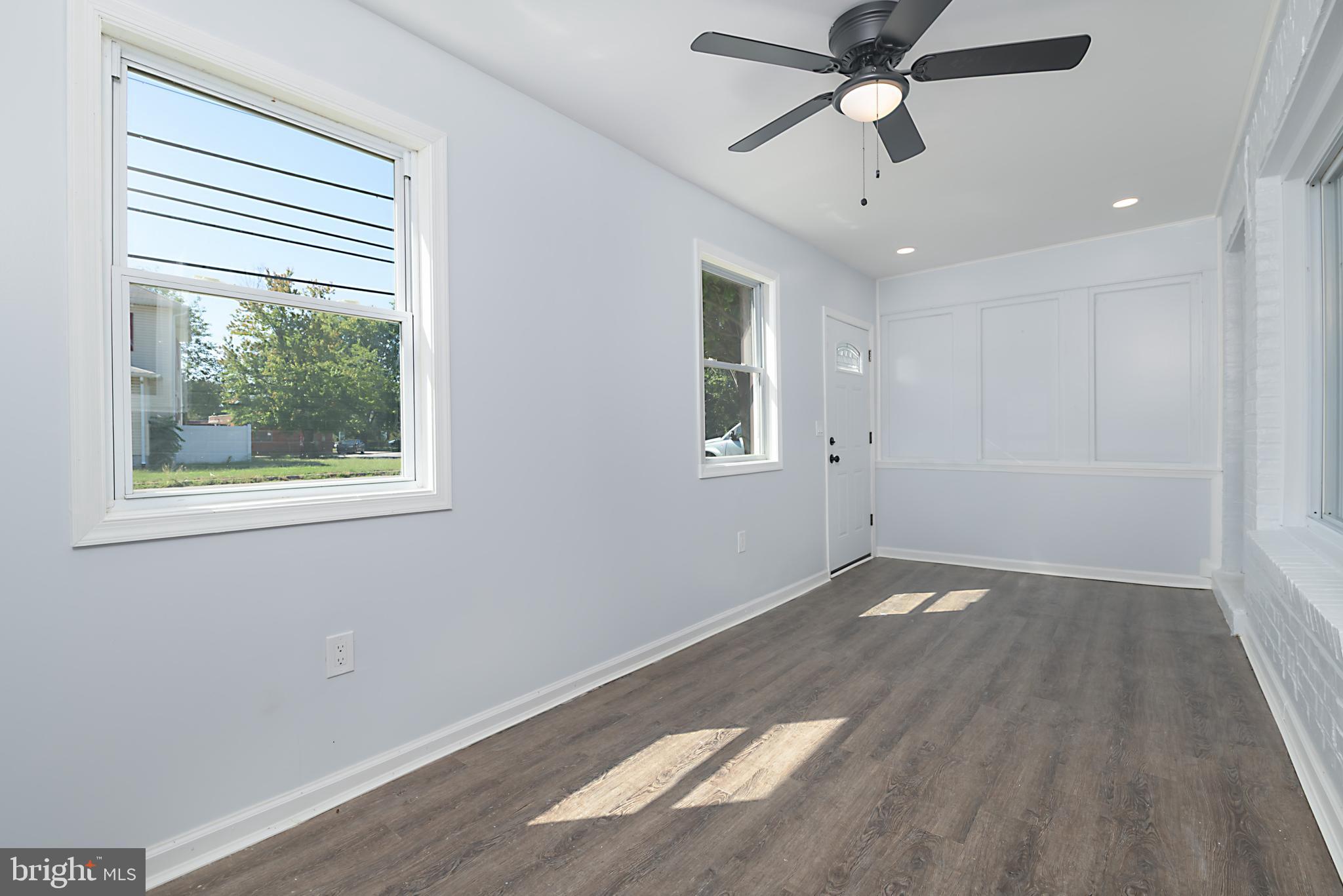 212 LAMBSON LANE